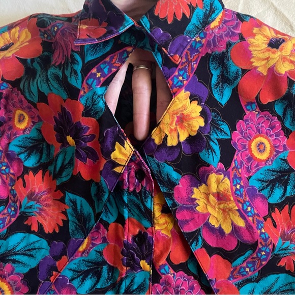 Wrangler VINTAGE Western Floral Shirt - Picture 7 of 15